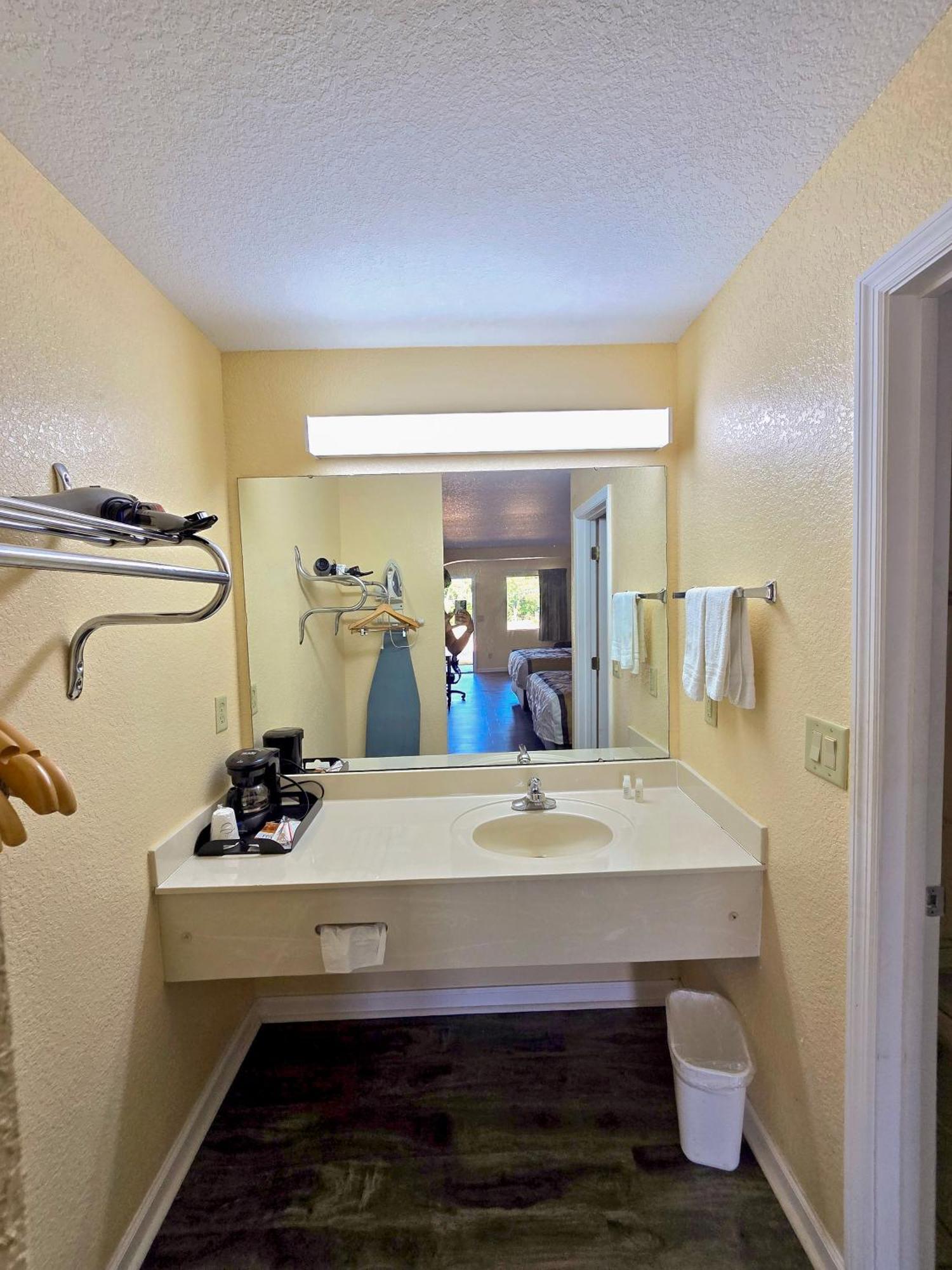Garden inn&suites pine Mountain Extérieur photo