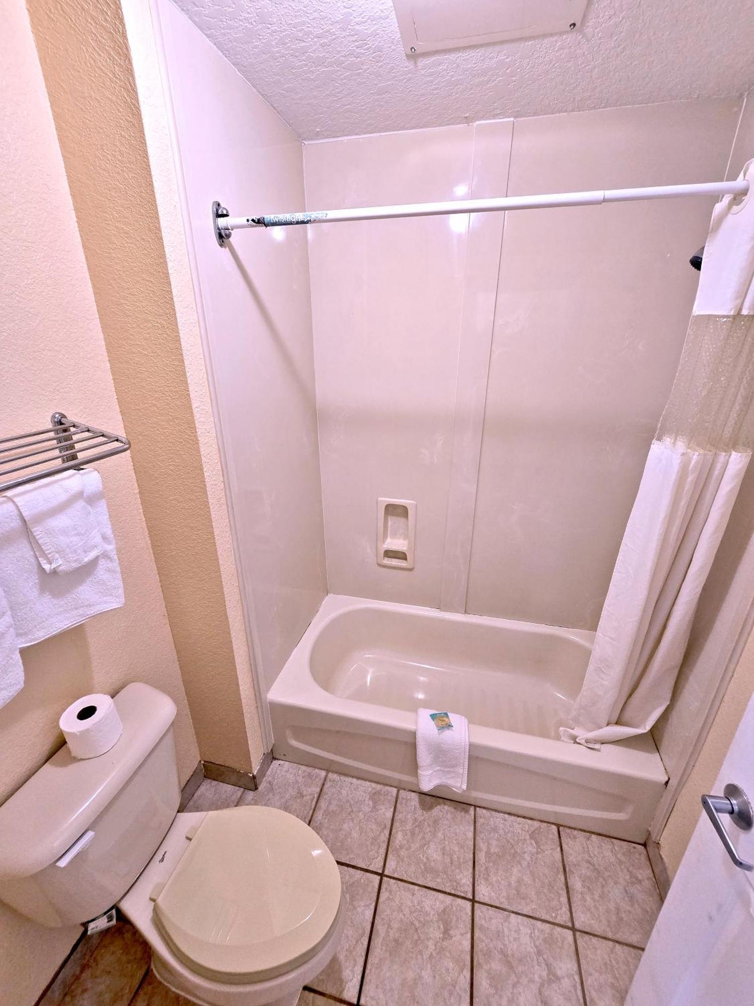 Garden inn&suites pine Mountain Extérieur photo